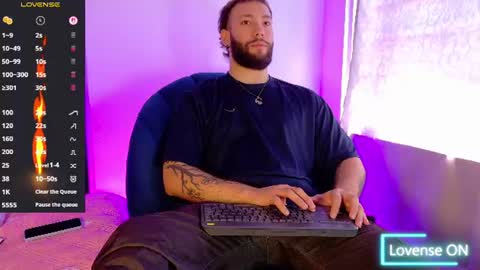 angel_kyrozz online show from July 24, 2026, 7:12 pm