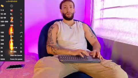 angel_kyrozz online show from July 25, 2026, 7:11 pm