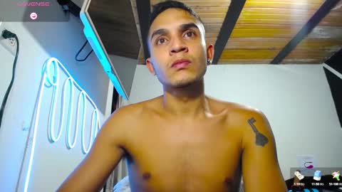 Snapshot of angel_latinboy chatting on January 17, 2025, 1:57 am Angel online show from January 17, 2025, 1:57 am