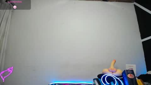 Snapshot of angel_latinboy chatting on February 4, 2025, 9:20 pm Angel online show from February 4, 2025, 9:20 pm