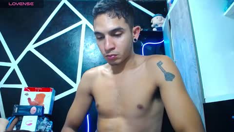 Snapshot of angel_latinboy chatting on February 19, 2025, 9:03 pm Angel online show from February 19, 2025, 9:03 pm
