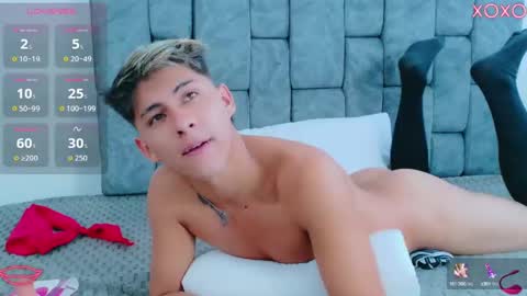 Angel Medina online show from September 11, 2025, 3:12 pm