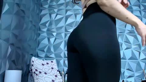 Snapshot of angel_red77 chatting on October 1, 2025, 7:53 pm angel red77 online show from October 1, 2025, 7:53 pm