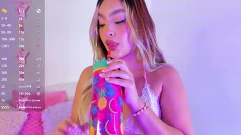 Snapshot of angel_rizzo_ chatting on March 2, 2025, 1:47 am Angel    online show from March 2, 2025, 1:47 am