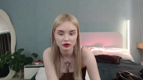 Angela online show from June 2, 2026, 6:15 am