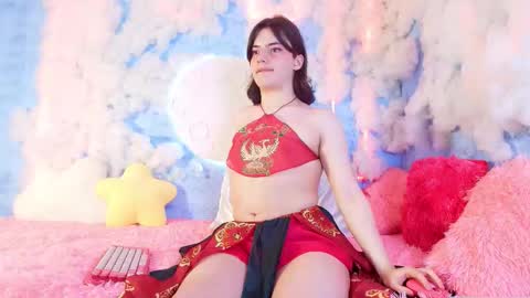 Snapshot of angel_shiny chatting on November 23, 2025, 6:19 pm Angel online show from November 23, 2025, 6:19 pm