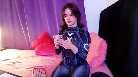 Angel online show from March 11, 2026, 10:38 pm