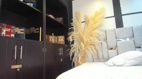 Angel online show from May 11, 2026, 4:04 pm