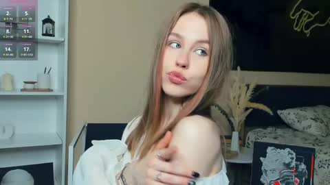 SofiaSofi online show from May 13, 2026, 7:28 am