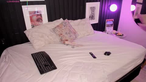 Snapshot of angel_zafiros chatting on March 10, 2026, 8:14 pm Seortia Angel online show from March 10, 2026, 8:14 pm