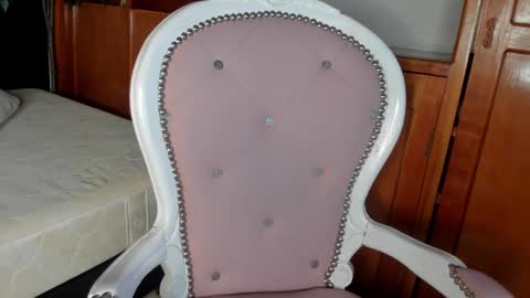 Snapshot of angela_boobies chatting on October 5, 2025, 11:41 am angela_boobies online show from October 5, 2025, 11:41 am