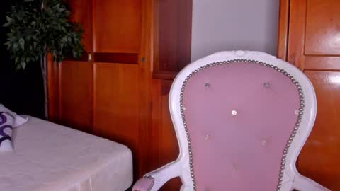 Snapshot of angela_boobies chatting on October 7, 2025, 11:07 am angela_boobies online show from October 7, 2025, 11:07 am