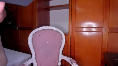 Snapshot of angela_boobies chatting on October 9, 2025, 11:19 am angela_boobies online show from October 9, 2025, 11:19 am