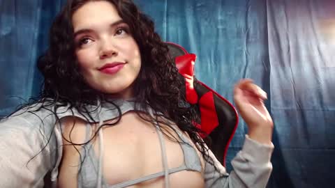 Angela Cortes online show from January 14, 2025, 10:55 pm