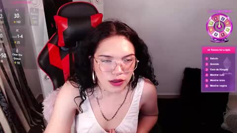 Angela Cortes online show from March 6, 2025, 6:08 am