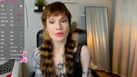 Snapshot of angela_fog chatting on September 28, 2025, 8:47 pm angela_fog online show from September 28, 2025, 8:47 pm