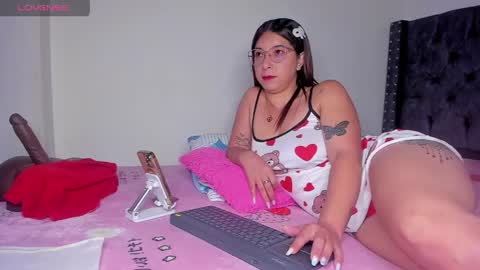 Snapshot of angela_ivanova chatting on April 20, 2026, 11:57 am Angela online show from April 20, 2026, 11:57 am