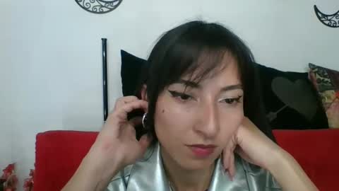  Angela  online show from December 25, 2024, 1:20 am