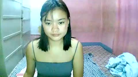 angela_rose12345 online show from February 1, 2026, 11:58 pm