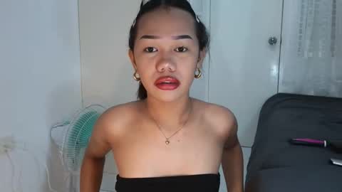 angela_star888 online show from January 13, 2026, 11:32 pm