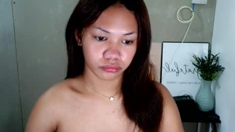 angela_star888 online show from May 5, 2026, 10:07 pm