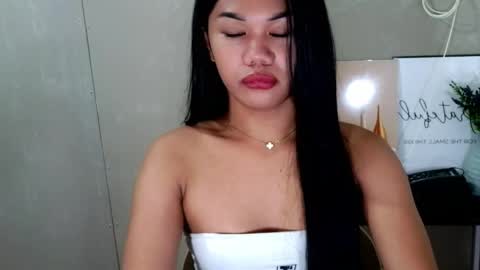 angela_star888 online show from May 9, 2026, 5:51 pm