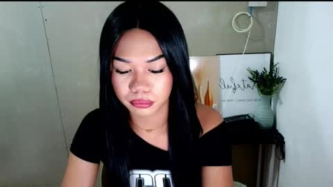 angela_star888 online show from May 11, 2026, 9:23 pm