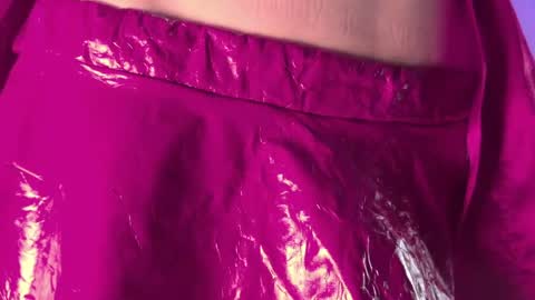 Snapshot of angela_white22 chatting on April 21, 2026, 7:06 pm angela_white22 online show from April 21, 2026, 7:06 pm