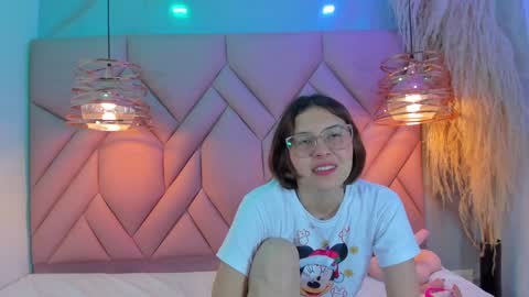 ANGELA online show from December 23, 2024, 3:01 pm