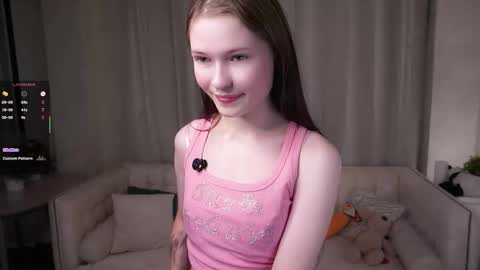 Snapshot of angelabalay chatting on October 29, 2025, 11:23 am Mary online show from October 29, 2025, 11:23 am