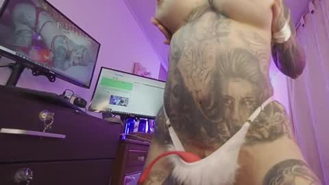 Snapshot of angelacianuro_ chatting on March 2, 2025, 4:07 am angelacianuro_ online show from March 2, 2025, 4:07 am