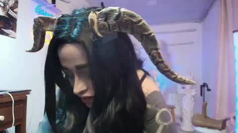 Snapshot of angelacianuro_2 chatting on April 19, 2026, 5:07 am Angela Cianuro online show from April 19, 2026, 5:07 am