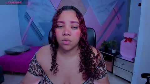 Angela online show from November 18, 2025, 3:01 am