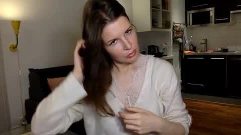 Snapshot of angeladarkk chatting on November 5, 2025, 4:40 pm Angela online show from November 5, 2025, 4:40 pm