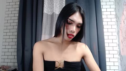 SENORITA online show from March 10, 2025, 7:07 pm