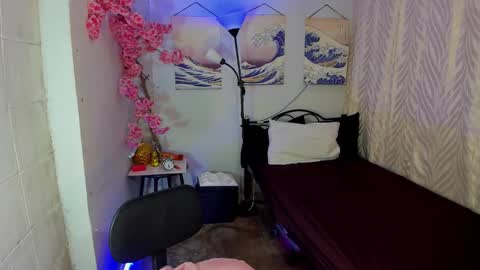 Snapshot of angelamorena chatting on October 13, 2025, 10:32 pm angelamorena online show from October 13, 2025, 10:32 pm