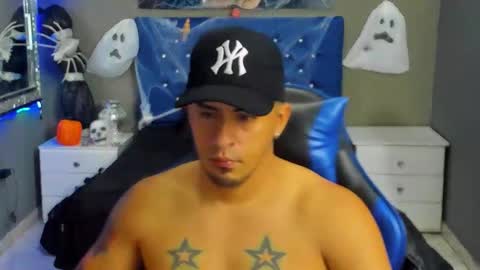 Angel And Cris online show from October 27, 2025, 12:20 pm