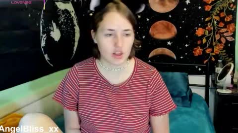 Angel online show from November 20, 2025, 11:04 pm