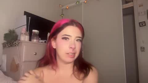 venellope888 online show from February 11, 2025, 8:48 am