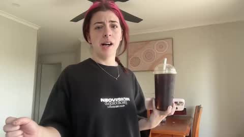 venellope888 online show from February 19, 2025, 11:57 pm