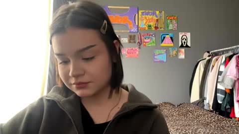 angelcatier online show from April 25, 2026, 1:41 pm