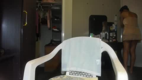 Snapshot of angelchezcka chatting on October 17, 2025, 11:57 am cheche online show from October 17, 2025, 11:57 am