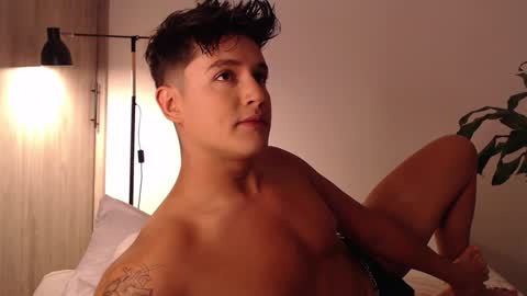 Angel online show from December 9, 2024, 1:51 am