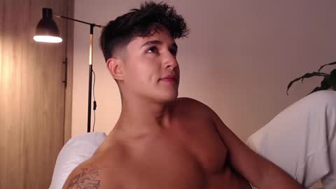 Angel online show from December 21, 2024, 10:51 pm