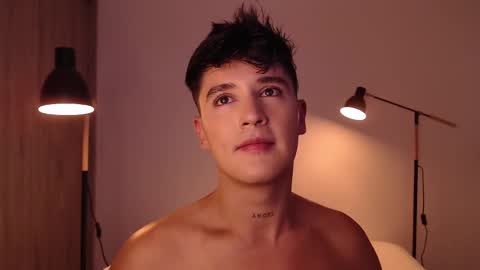 Angel online show from March 7, 2025, 1:20 am