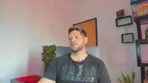 angel online show from October 10, 2025, 3:22 pm