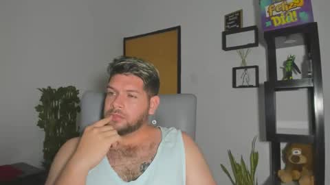 angel online show from October 13, 2025, 3:28 am