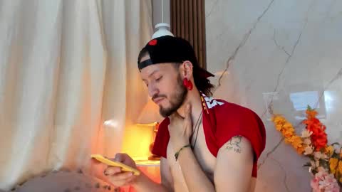 angeldamianart online show from February 4, 2026, 7:31 pm