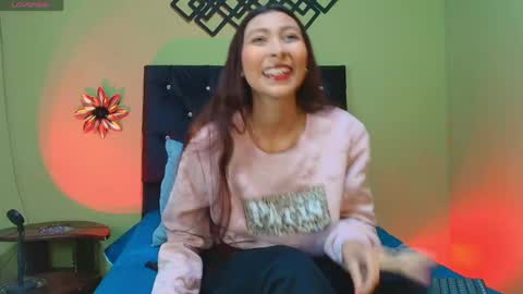 Snapshot of angeldreams15 chatting on April 17, 2026, 11:19 pm angeldreams15 online show from April 17, 2026, 11:19 pm
