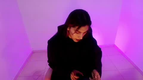 Snapshot of angele_johnson chatting on April 29, 2026, 7:20 pm angele online show from April 29, 2026, 7:20 pm